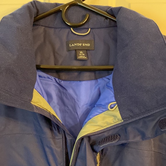 Lands' End Winter Coat - Picture 2 of 5